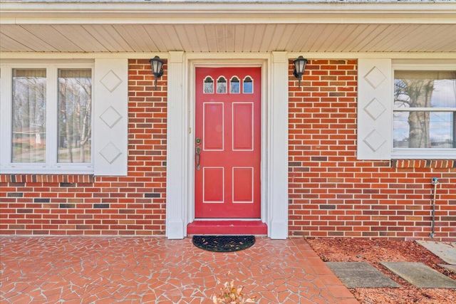 405 Hilltop DR, Rocky Mount, VA 24151