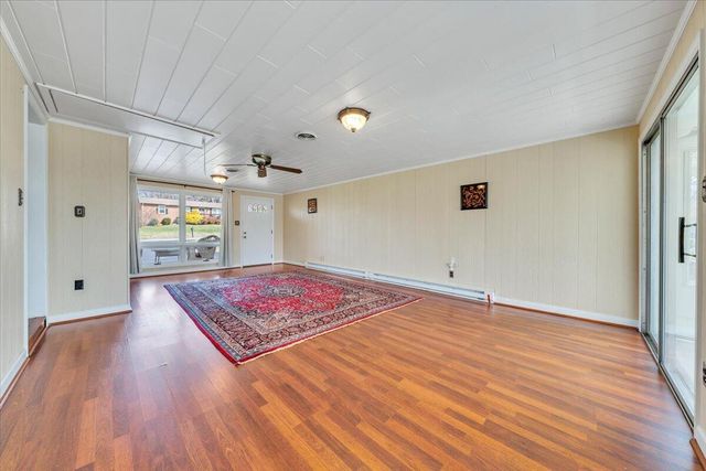 405 Hilltop DR, Rocky Mount, VA 24151