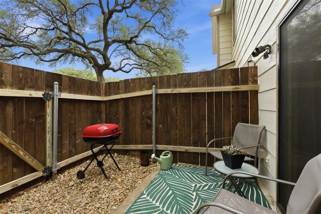 11821 Bittern HOLW 16, Austin, TX 78758
