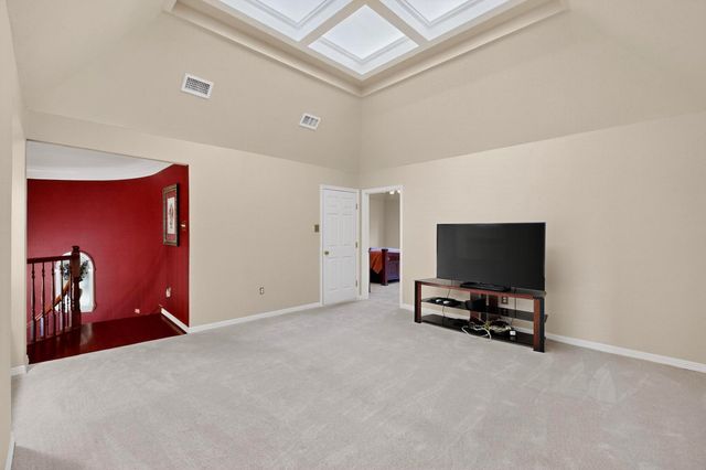 2115 Royal Dominion Court, Arlington, TX 76006