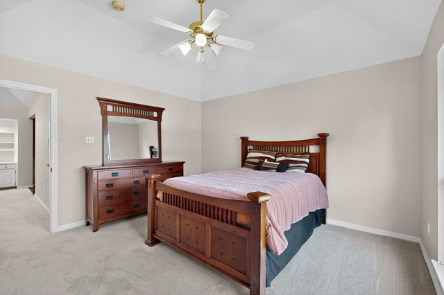 2115 Royal Dominion Court, Arlington, TX 76006