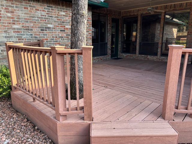 2115 Royal Dominion Court, Arlington, TX 76006