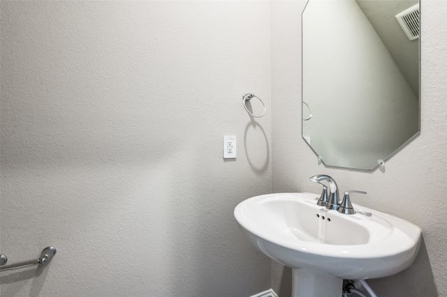 602 Ezra Lane, Mckinney, TX 75069