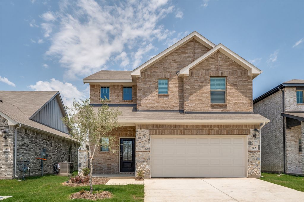 602 Ezra Lane, Mckinney, TX 75069