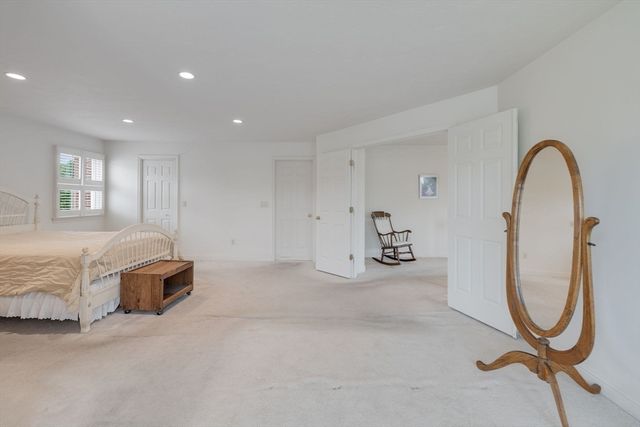 276 Shore St, Falmouth, MA 02540