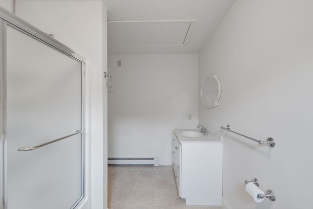 276 Shore St, Falmouth, MA 02540