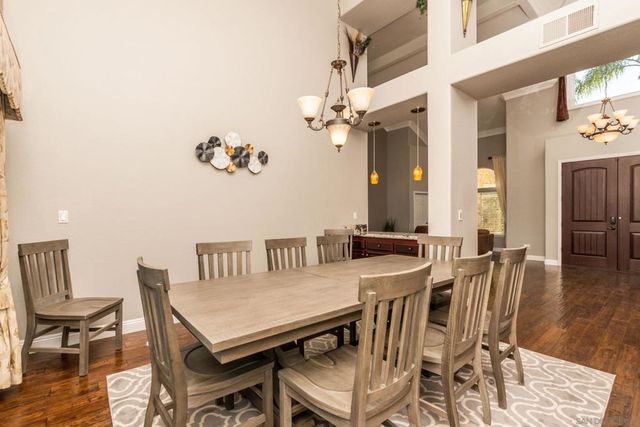 2340 Lomica Pl, Escondido, CA 92029