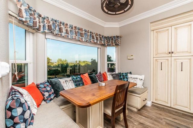 2340 Lomica Pl, Escondido, CA 92029