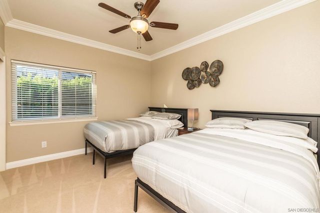 2340 Lomica Pl, Escondido, CA 92029