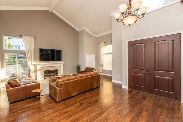 2340 Lomica Pl, Escondido, CA 92029