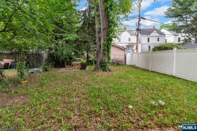 87 19th Street, East Orange, NJ 07017