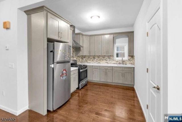 87 19th Street, East Orange, NJ 07017