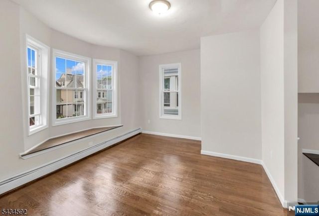 87 19th Street, East Orange, NJ 07017
