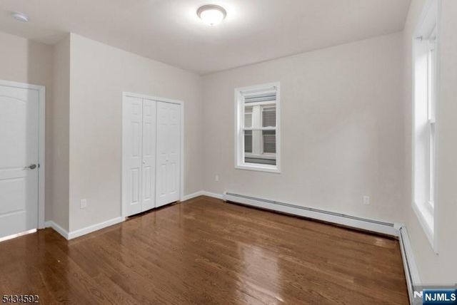 87 19th Street, East Orange, NJ 07017
