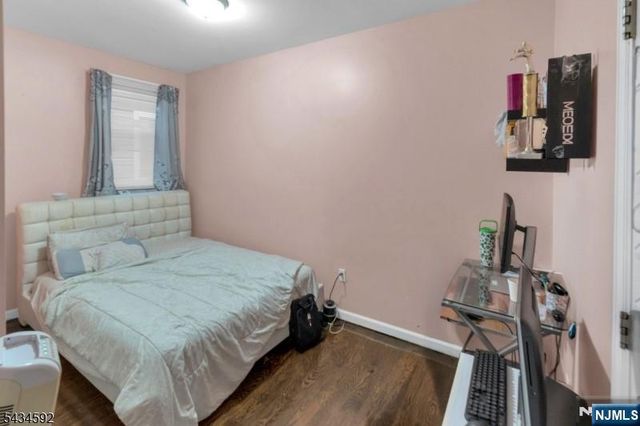 87 19th Street, East Orange, NJ 07017