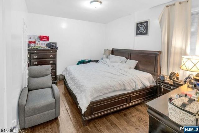 87 19th Street, East Orange, NJ 07017