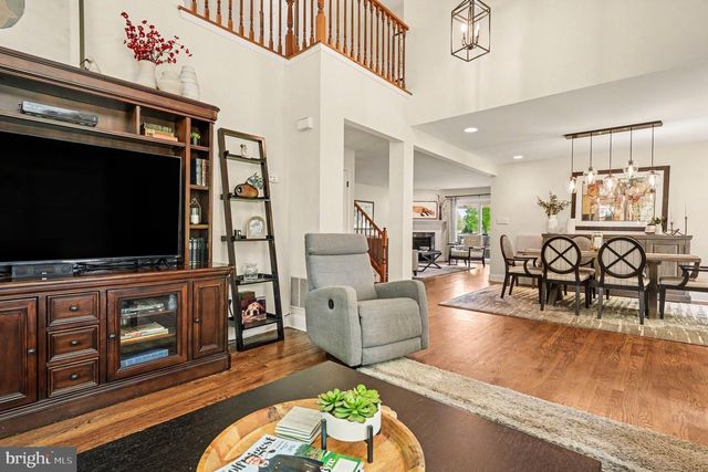 221 CANTERBURY CT, Blue Bell, PA 19422