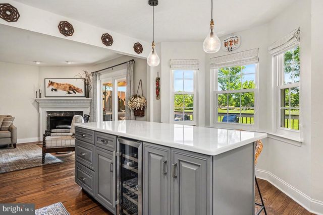 221 CANTERBURY CT, Blue Bell, PA 19422