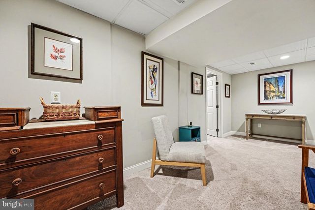 221 CANTERBURY CT, Blue Bell, PA 19422