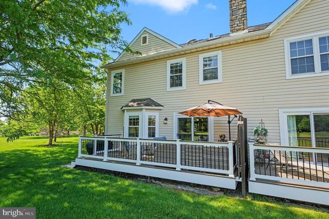221 CANTERBURY CT, Blue Bell, PA 19422