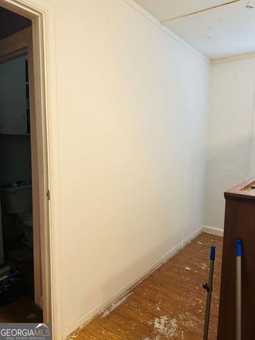 198 Holmesville Avenue, Baxley, GA 31513