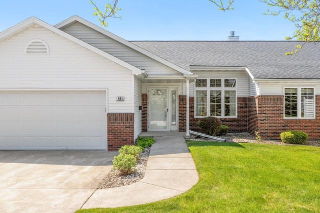 901 W BENT OAK LANE, Appleton, WI 54914