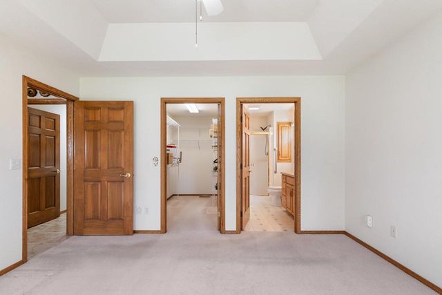901 W BENT OAK LANE, Appleton, WI 54914