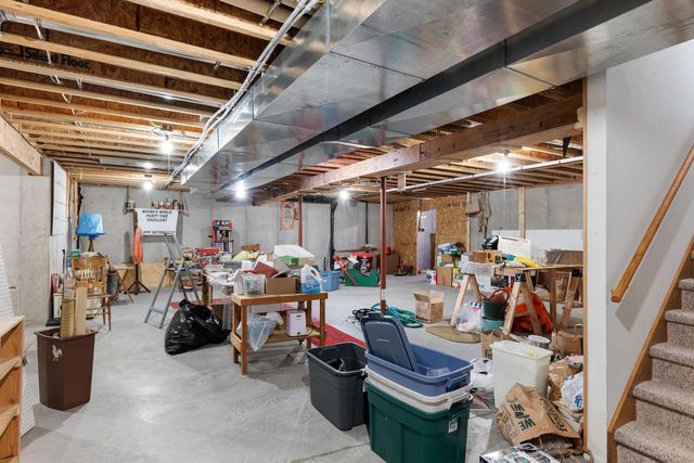 901 W BENT OAK LANE, Appleton, WI 54914