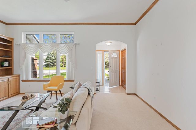901 W BENT OAK LANE, Appleton, WI 54914