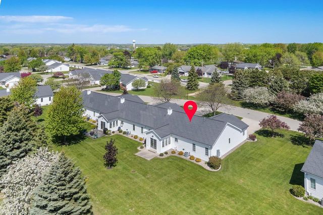 901 W BENT OAK LANE, Appleton, WI 54914