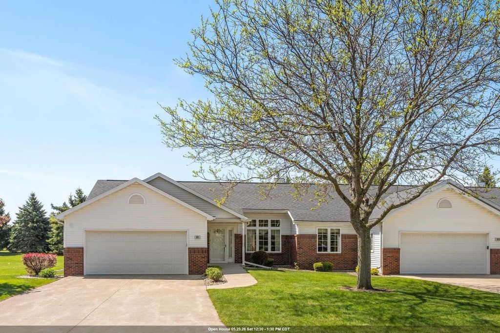 901 W BENT OAK LANE, Appleton, WI 54914