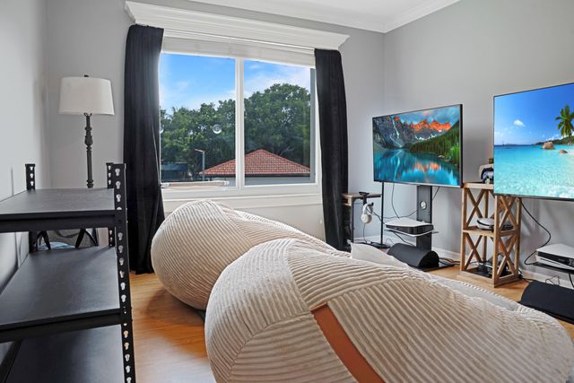 809 Villa Circle, Boynton Beach, FL 33435
