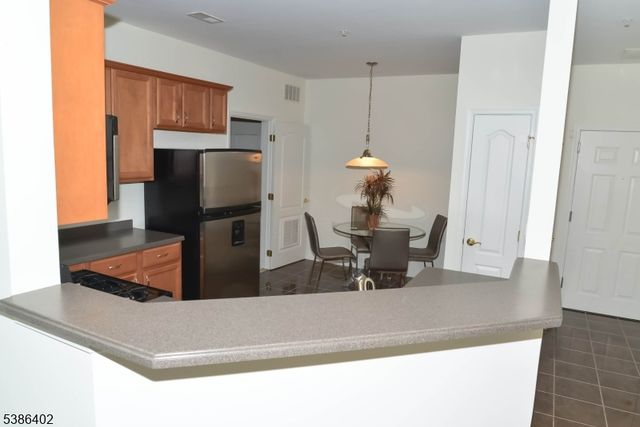 2103 Neville Ct 2103, Franklin Twp., NJ 08873