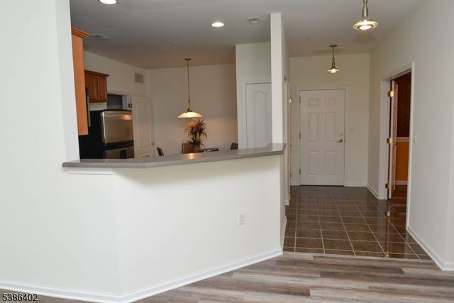 2103 Neville Ct 2103, Franklin Twp., NJ 08873