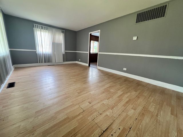 327 Somonauk Street, Park Forest, IL 60466