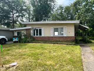 327 Somonauk Street, Park Forest, IL 60466