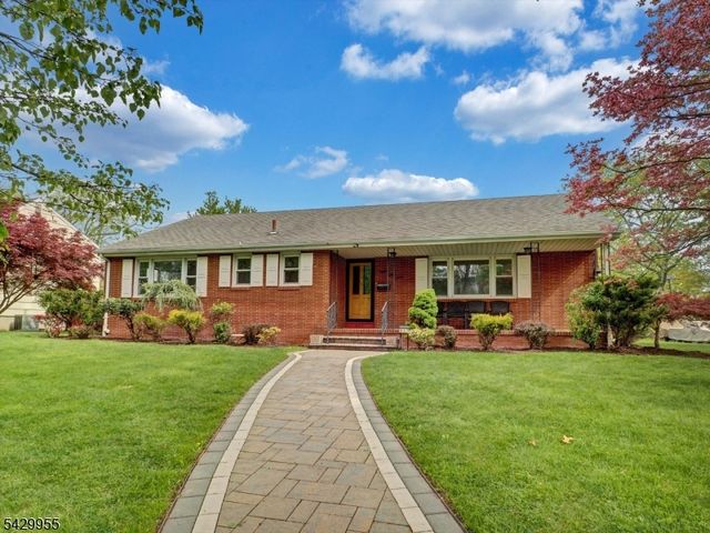857 Grove St, Rahway City, NJ 07065