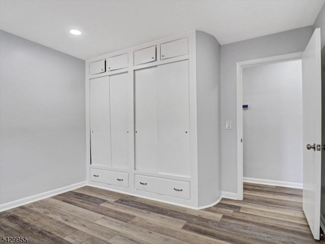 857 Grove St, Rahway City, NJ 07065
