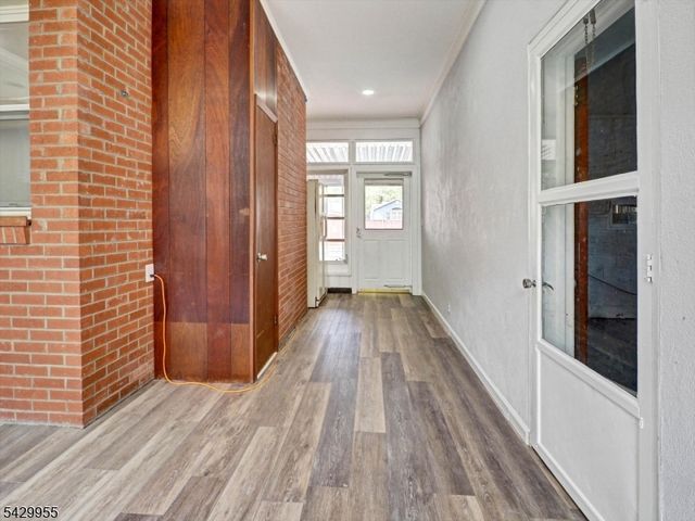 857 Grove St, Rahway City, NJ 07065