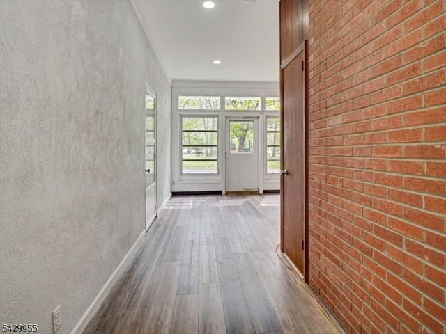 857 Grove St, Rahway City, NJ 07065