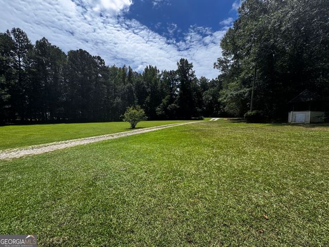 1997 McKinley Road, Zebulon, GA 30295