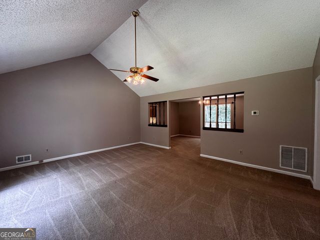 1997 McKinley Road, Zebulon, GA 30295