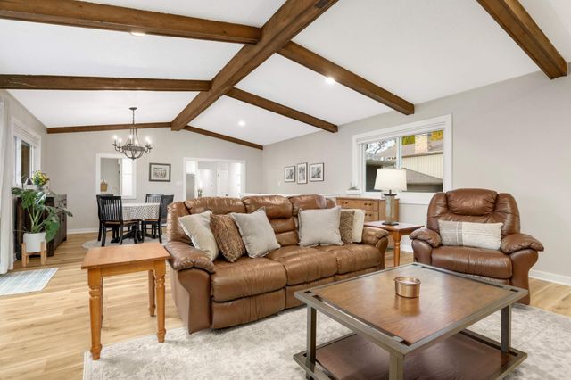 3708 Rolling View Drive, White Bear Lake, MN 55110