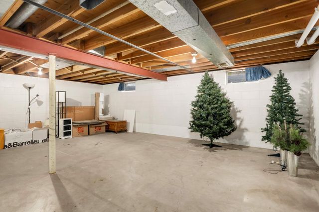 3708 Rolling View Drive, White Bear Lake, MN 55110