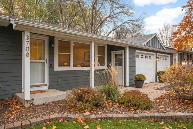 3708 Rolling View Drive, White Bear Lake, MN 55110