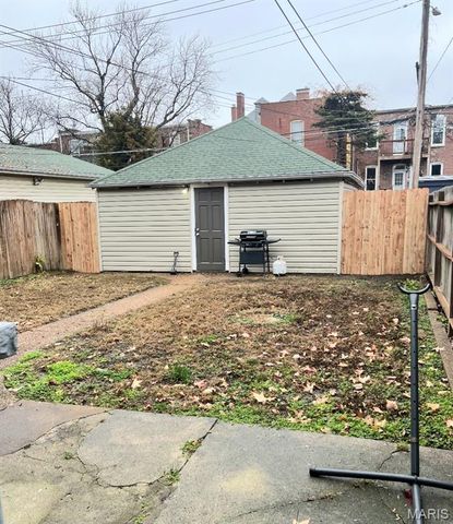 3521 Hartford Street, St Louis, MO 63118