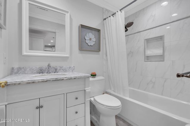 2 Willow Drive, Barnegat, NJ 08005