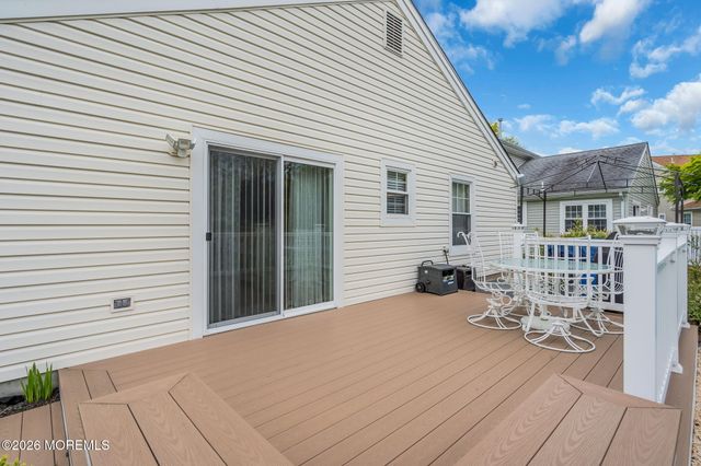 2 Willow Drive, Barnegat, NJ 08005