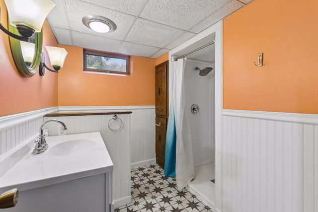 21 70th Way NE, Fridley, MN 55432