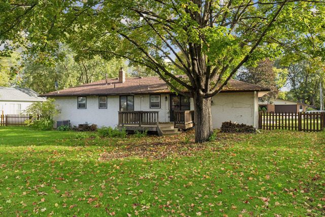 21 70th Way NE, Fridley, MN 55432